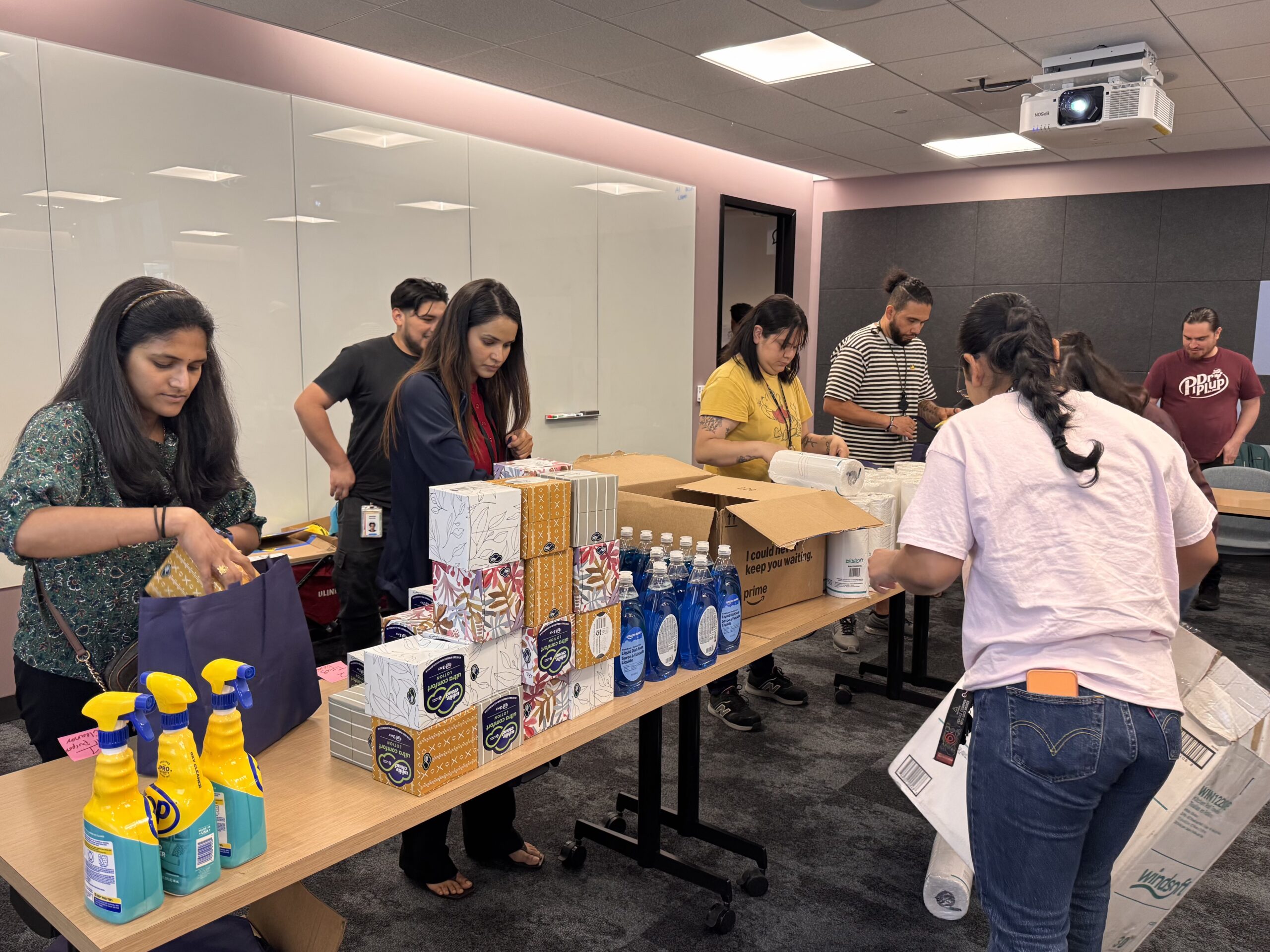 Google employees put together Welcome Home Kits for Doorways clients